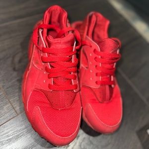 Red nike huaraches